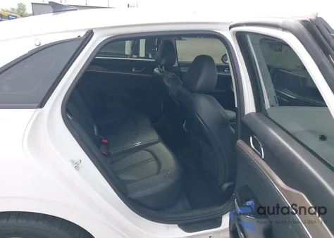 2024 Kia K5 Ex z USA, uszkodzony, nr VIN 5XXG34J27RG234810